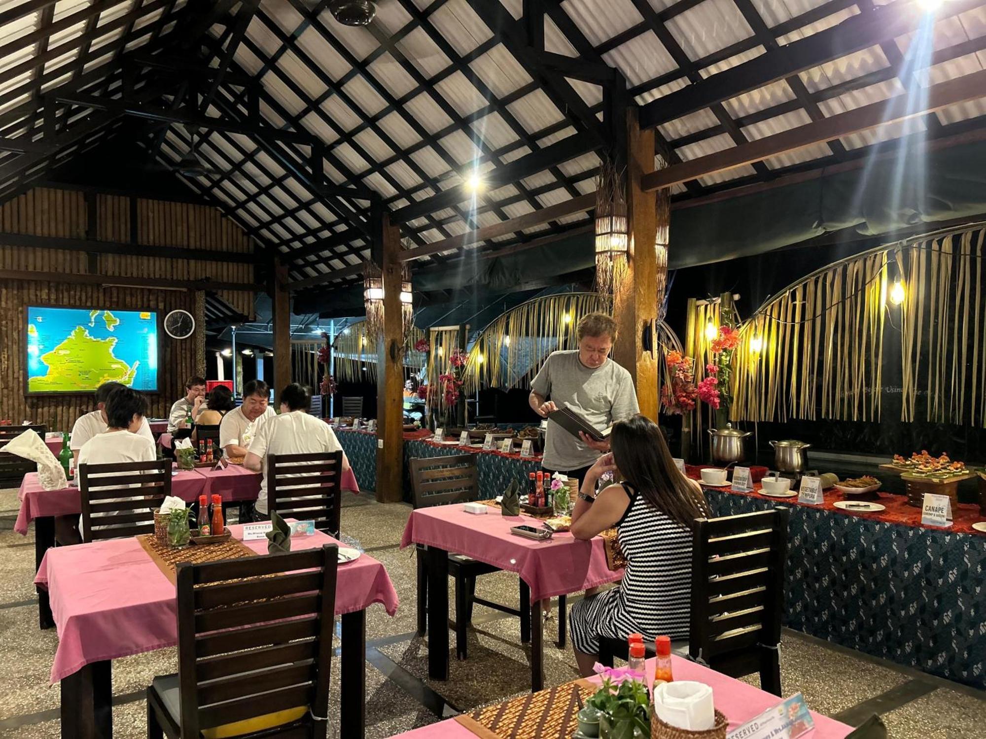 Cocotinos Lembeh A Boutique Dive Lodge Bitung Dış mekan fotoğraf
